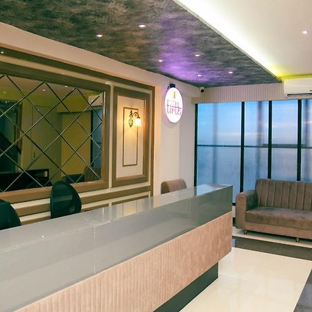 Hotel Tirth By Sonu'S Uddzsaín Kültér fotó