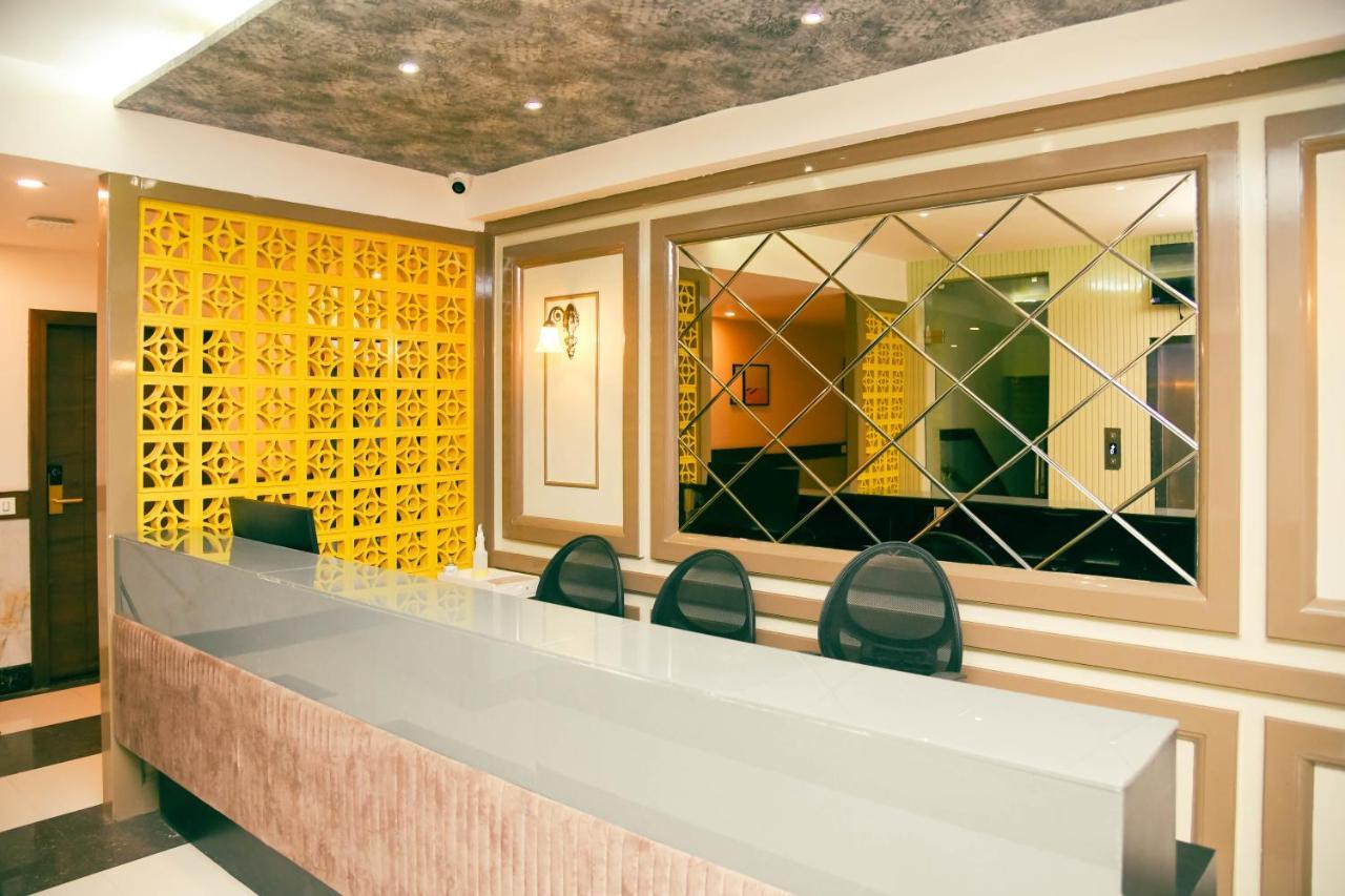 Hotel Tirth By Sonu'S Uddzsaín Kültér fotó